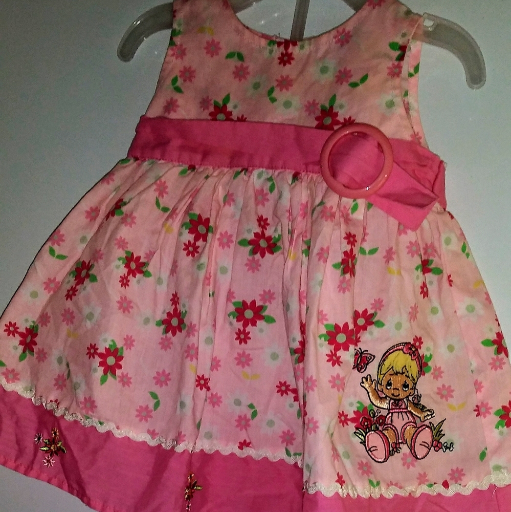 Baby dress.